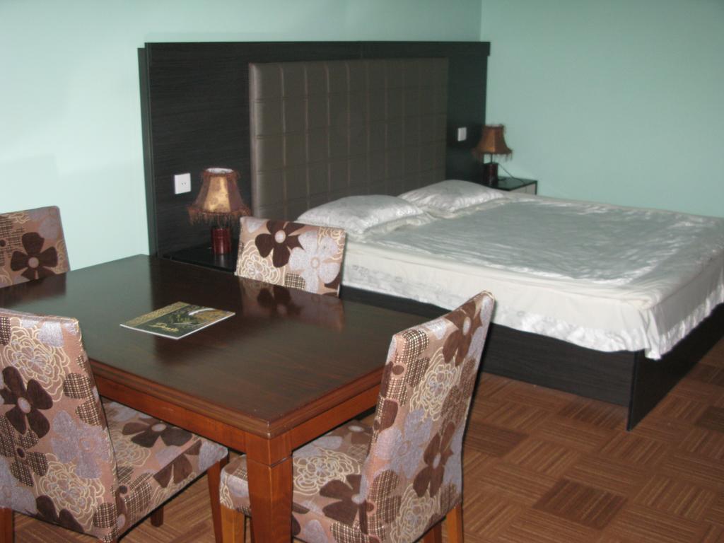 Deniz Guest House Nabran Buitenkant foto